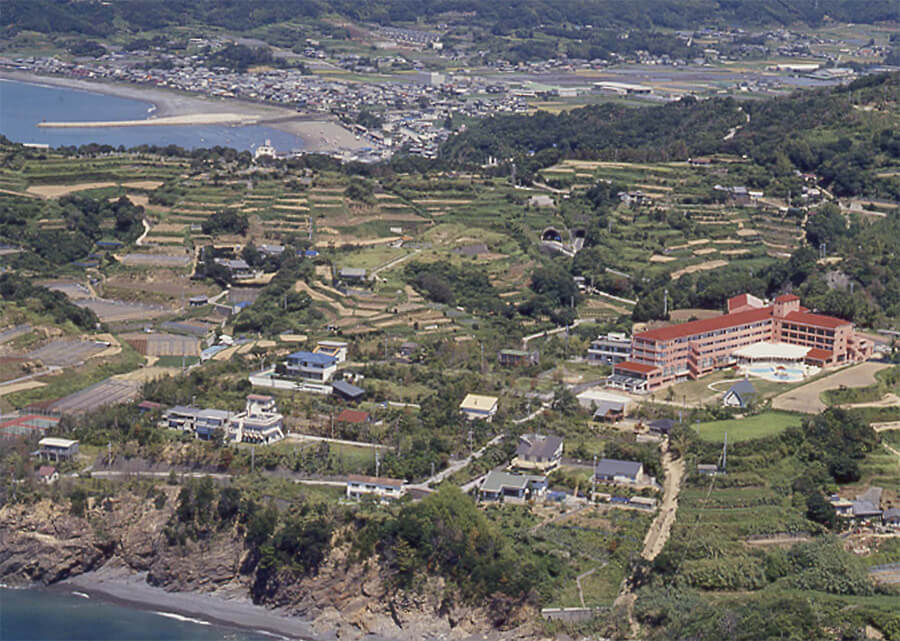 RESORT HOTEL　海辺の果樹園　WEDDING 全景